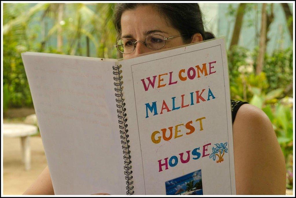 Mallika Guest House Tangalle Exteriör bild