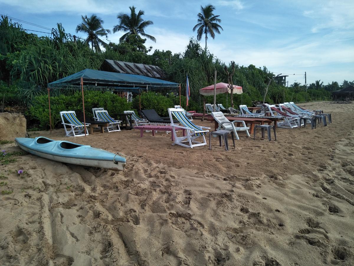 Mallika Guest House Tangalle Exteriör bild